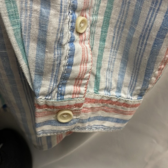 Tommy Bahama Men’s Button Down Shirt - Picture 6 of 9